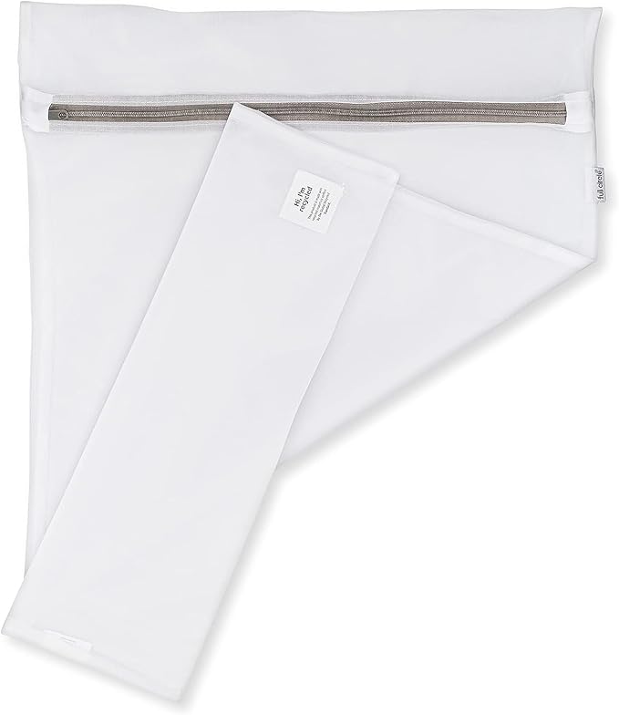 Full Circle Mesh Laundry Bags Set of 4 – Recycled Material Garment Wash Bags with Durable Zippers, Protects Delicates, Lingerie, and Small Items in Washing Machines, White