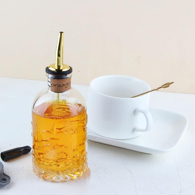 Simple Syrup Bottle, Glass Coffee Syrup Dispenser Bottle 7 OZ With Metal Pour Spout, Labels and Stopper, Glass Syrup Dispenser for Maple Honey Syrup Oil and Sauces, SC059