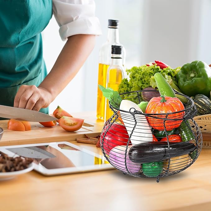 1 PCS Black Big Belly Wire Egg Baskets for Fresh Egg With Handle, Small Metal Wire Basket for Gathering Fresh Chicken and Duck Eggs, Hunting Basket Egg Holder Countertop