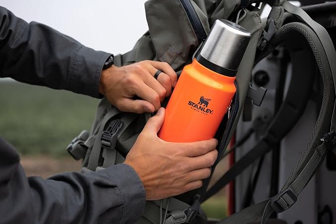 Stanley Classic Legendary Vacuum Bottle