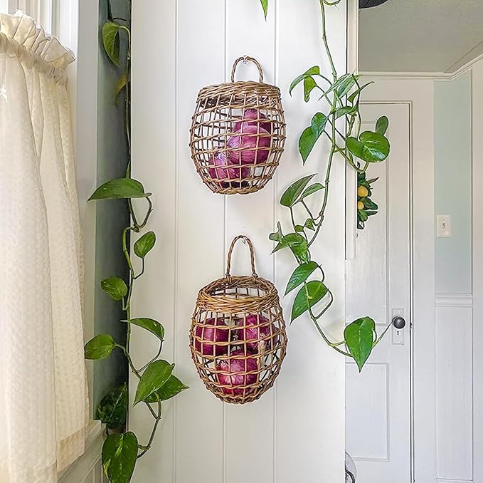 Elsjoy Set of 2 Hanging Onion Basket, Wall Mount Small Wicker Baskets for Food Storage, Woven Rattan Basket for Kitchen, Pantry, Home Decor