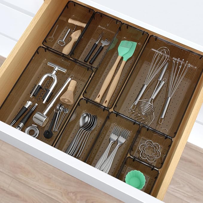 33 PCS Clear Plastic Drawer Organizers Set, 4 Size Desk Drawer Organizer Trays for Makeup, Jewelry, Kitchen Utensils, Gadgets and Office Accessories, Black