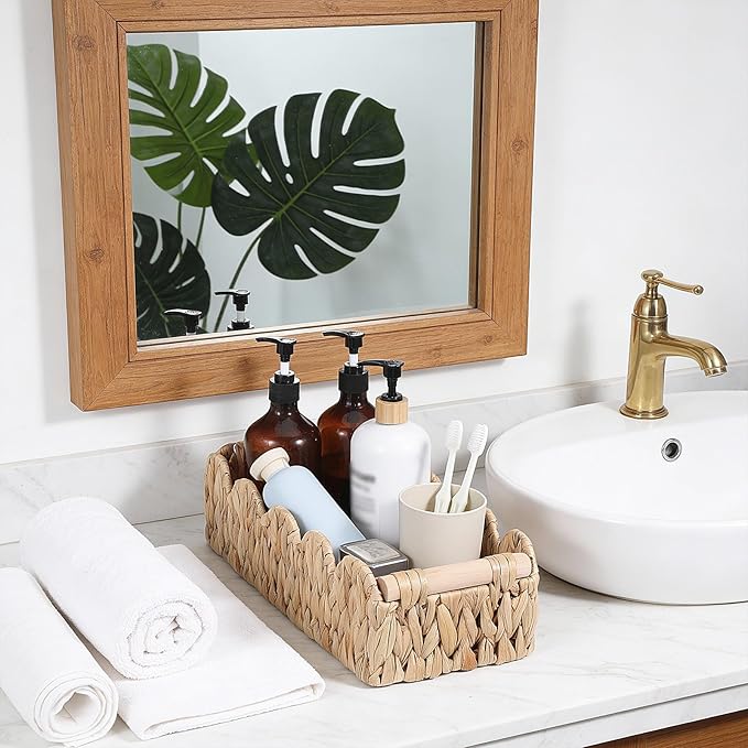 Toilet Paper Storage Basket Wicker Bathroom Basket Water Hyacinth Counter Organizer Toilet Tank Top Storage Shelf Cute Woven Scalloped Decor for Living Room Home Bathroom