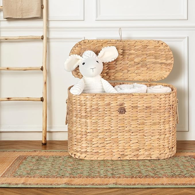 Toilet Paper Storage, Water Hyacinth Baskets with Lid, Toilet Paper Baskets for Storage Holder 6 Rolls, Papers Basket with Built-in Handles for Organizer, Bathroom Accessories Organizer